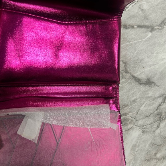 Victoria Secret metallic pink wristlet/wallet - Picture 5 of 5